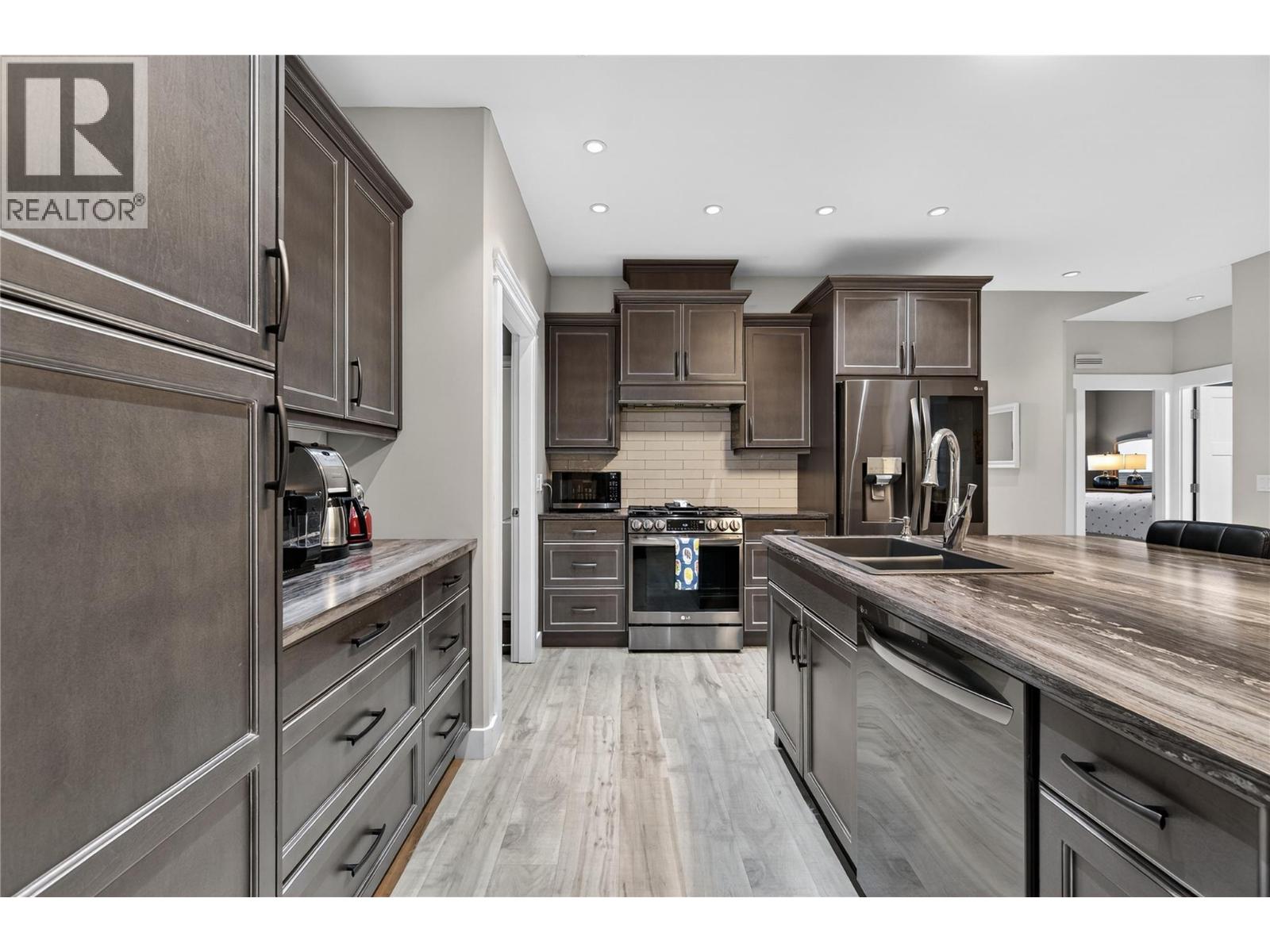 339 Hummingbird Avenue, Vernon, British Columbia  V1H 2A1 - Photo 14 - 10363350