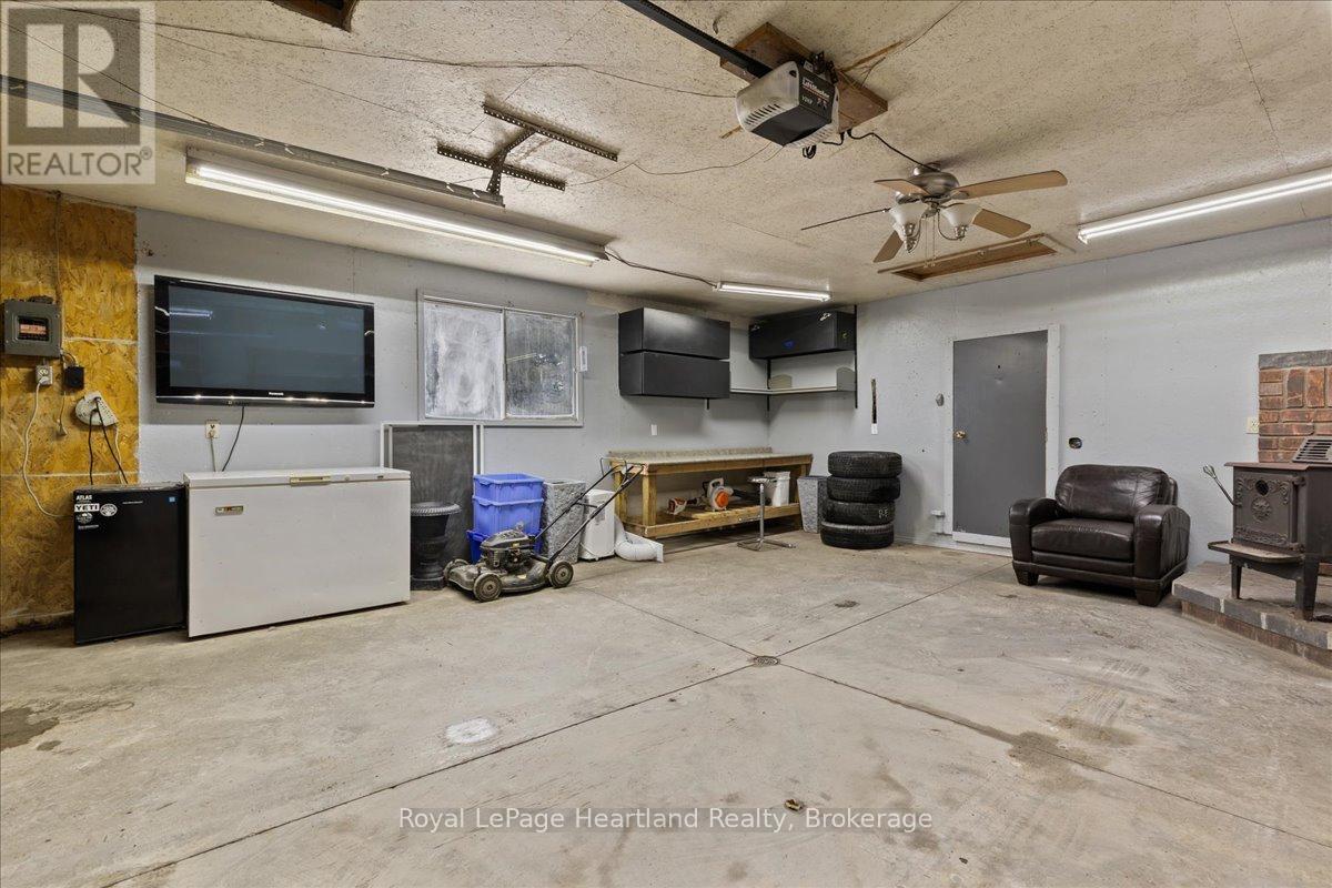 7637 Wellington Road 7, Mapleton, Ontario  N0B 1A0 - Photo 33 - X12738716