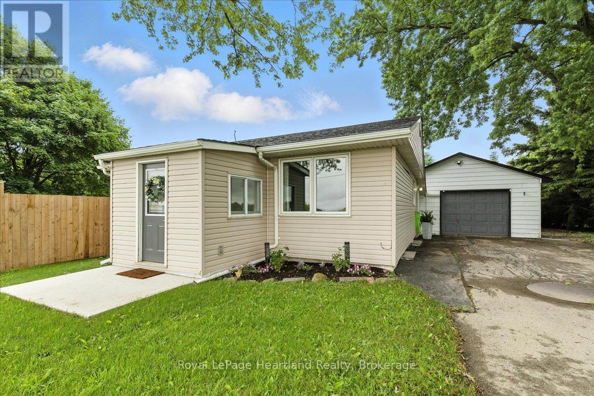 7637 Wellington Road 7, Mapleton, Ontario  N0B 1A0 - Photo 46 - X12738716