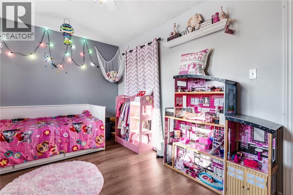 136 Limpert Avenue, Cambridge, Ontario  N3C 1B9 - Photo 24 - 40792796