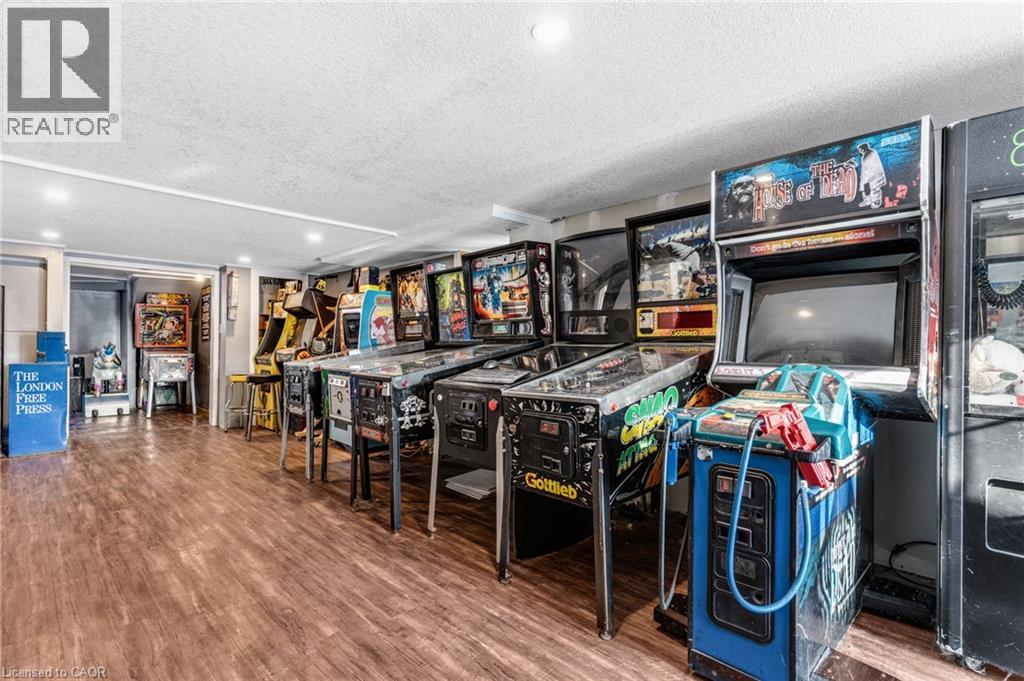 136 Limpert Avenue, Cambridge, Ontario  N3C 1B9 - Photo 33 - 40792796