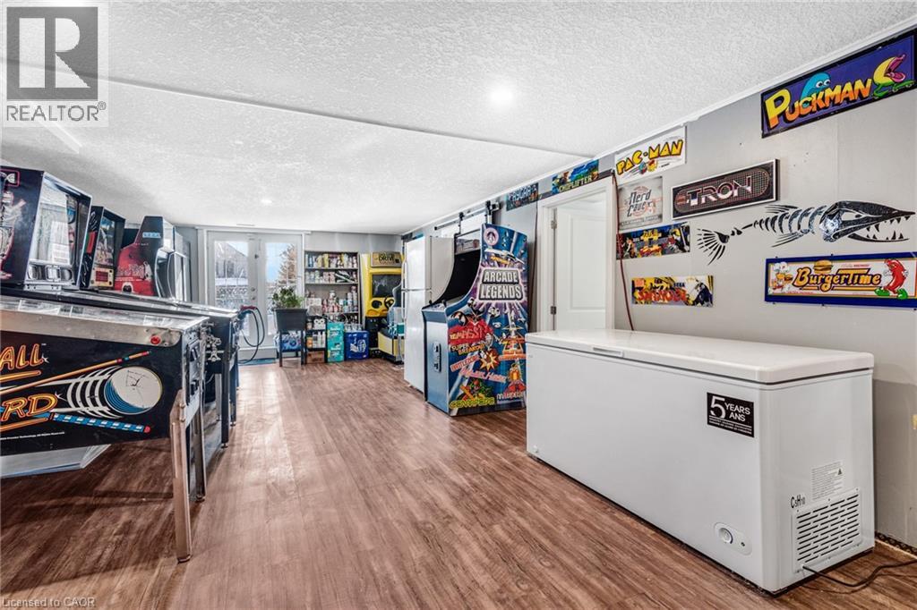 136 Limpert Avenue, Cambridge, Ontario  N3C 1B9 - Photo 32 - 40792796