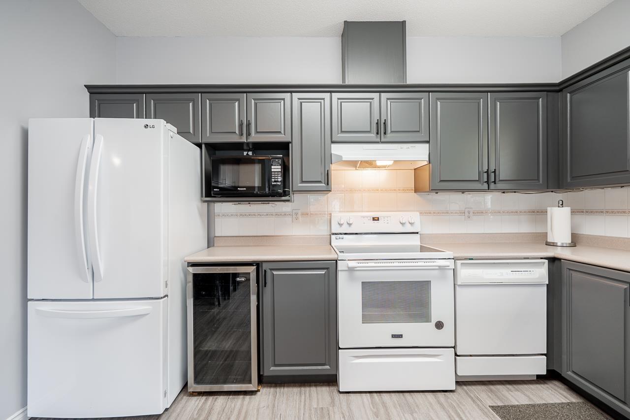 30 18939 65 Avenue, Surrey, British Columbia V3S 8Y2 - Photo 14 - R3084575