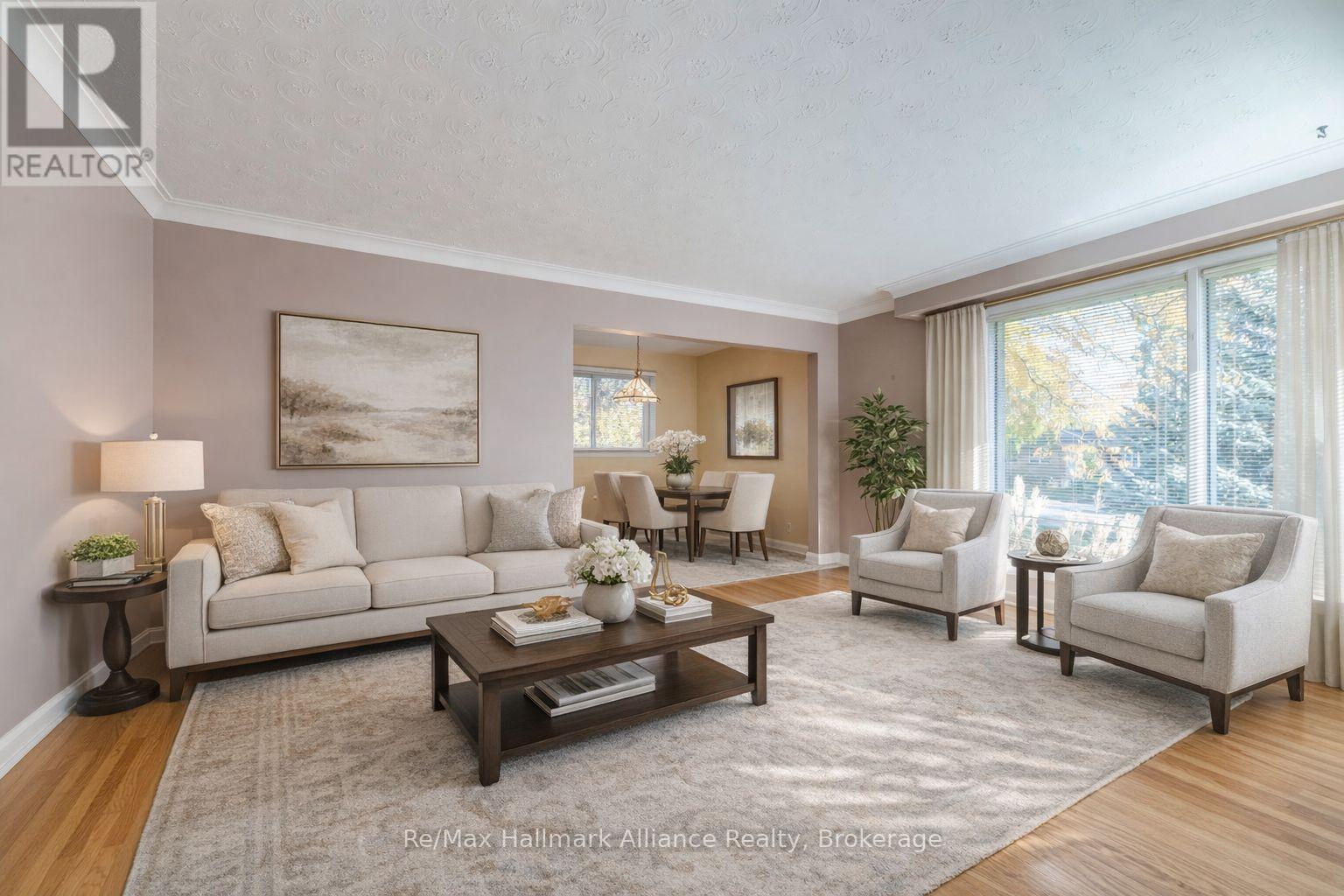 281 Savoy Crescent, Oakville, Ontario  L6L 1Y2 - Photo 10 - W12662556