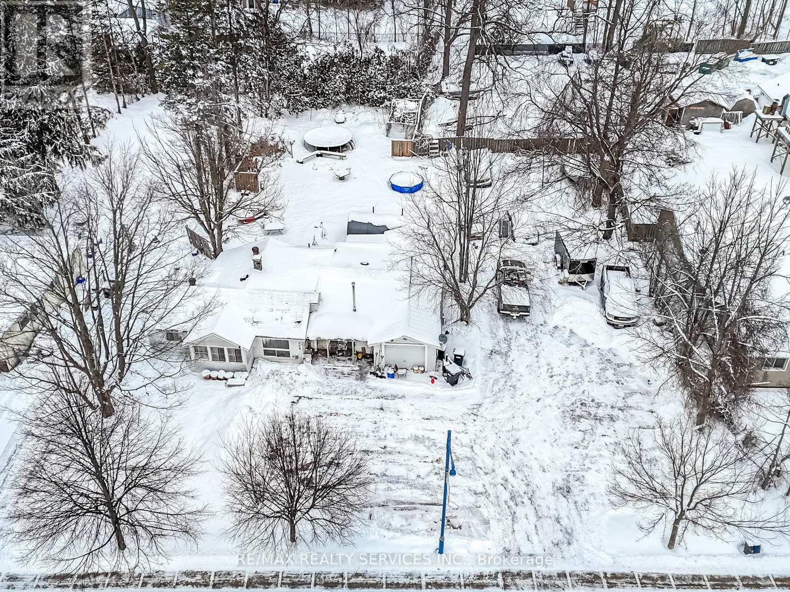 908 Innisfil Beach Road, Innisfil, Ontario  L9S 2C2 - Photo 2 - N12708074