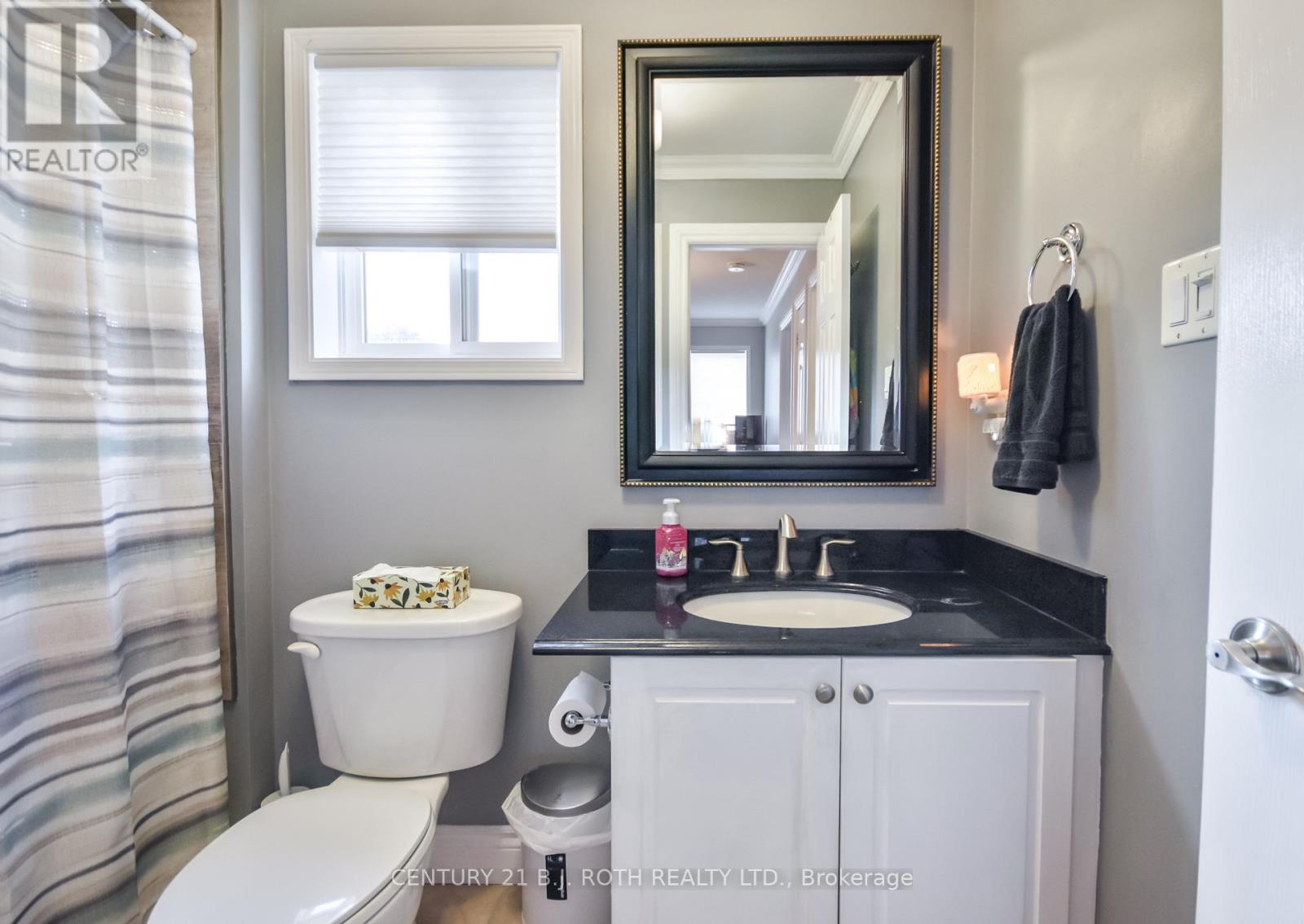 1327 Vincent Crescent, Innisfil, Ontario  L9S 1Z8 - Photo 14 - N12592234