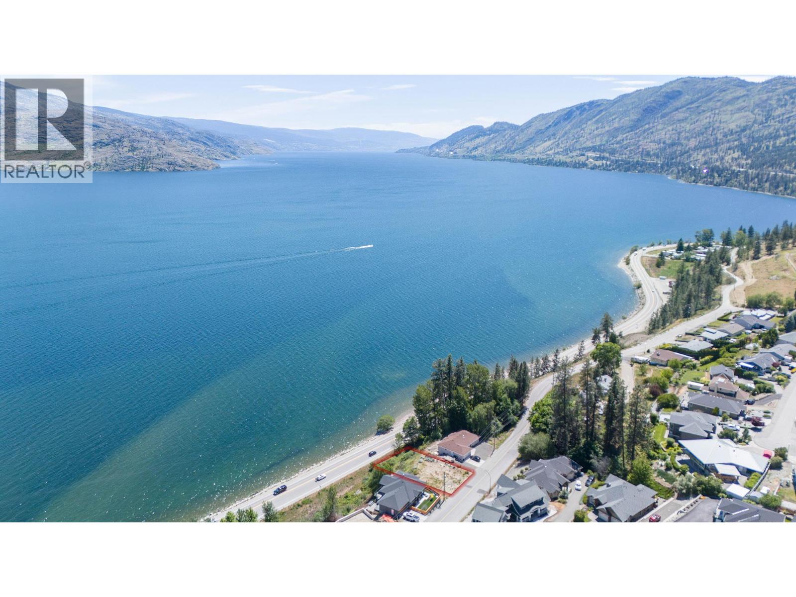 6473 Renfrew Road, Peachland, British Columbia  V0H 1X7 - Photo 2 - 10374235