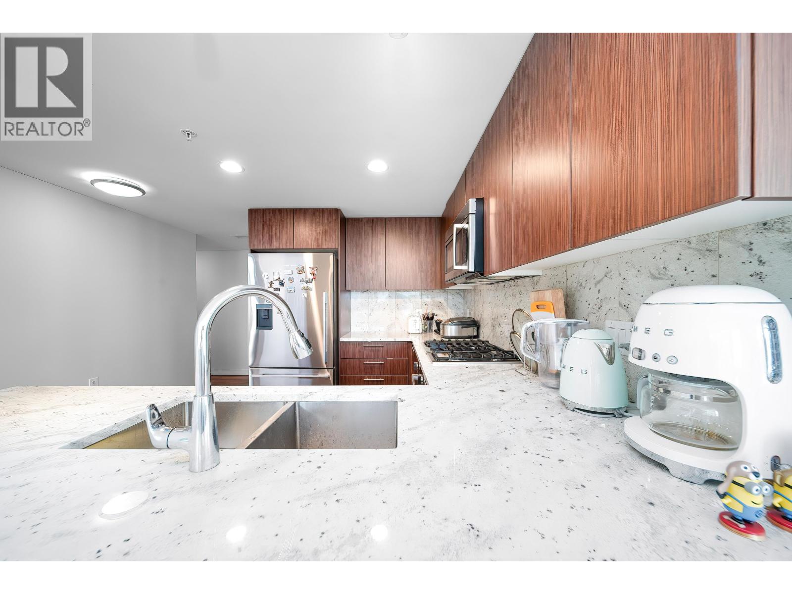 809 8699 Hazelbridge Way, Richmond, British Columbia  V6X 0T4 - Photo 5 - R3084713