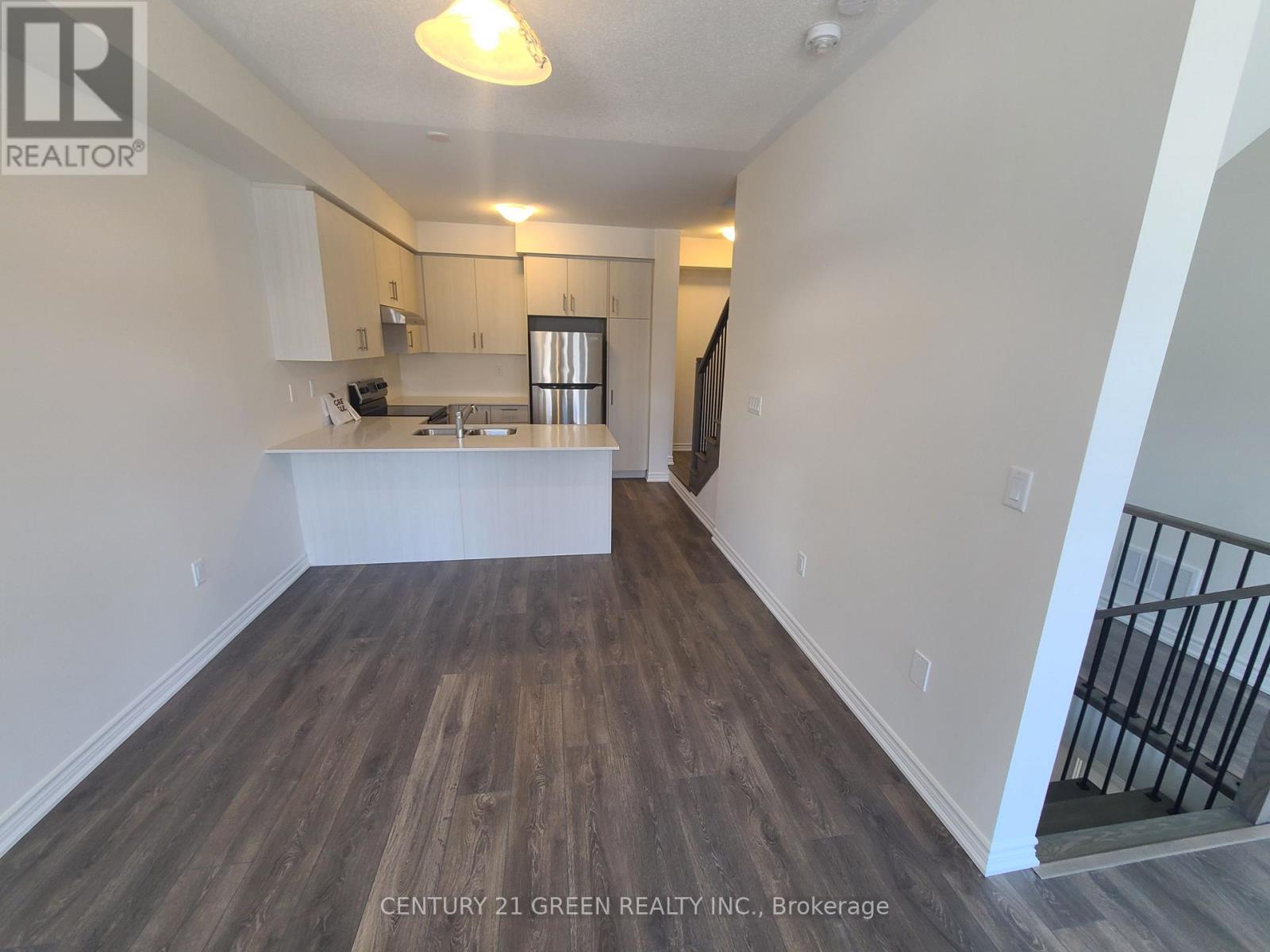 382 Twinflower Place, Milton, Ontario  L9E 1T3 - Photo 3 - W12701004