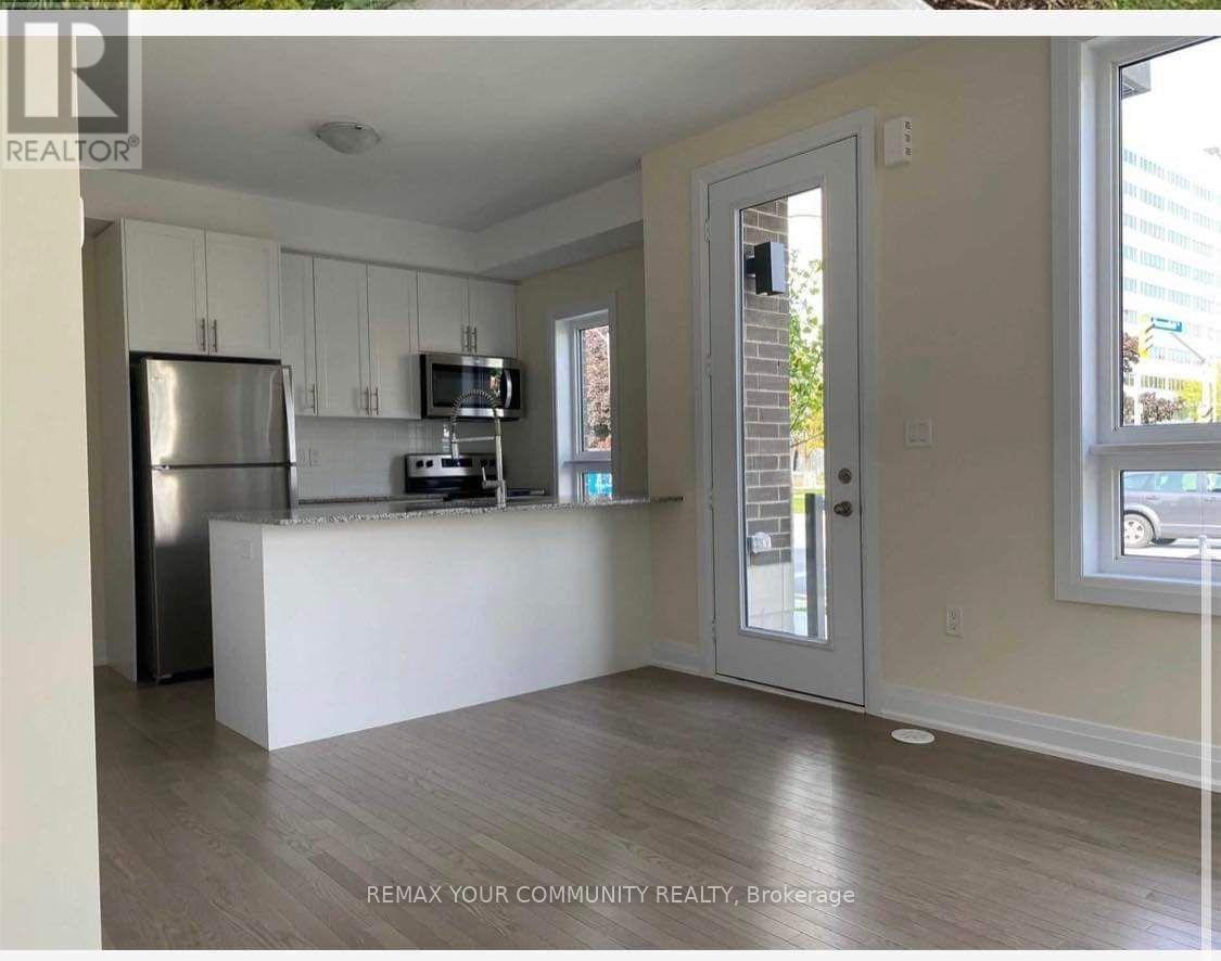 33 - 717 Lawrence Avenue W, Toronto, Ontario  M6A 0C6 - Photo 4 - W12714532