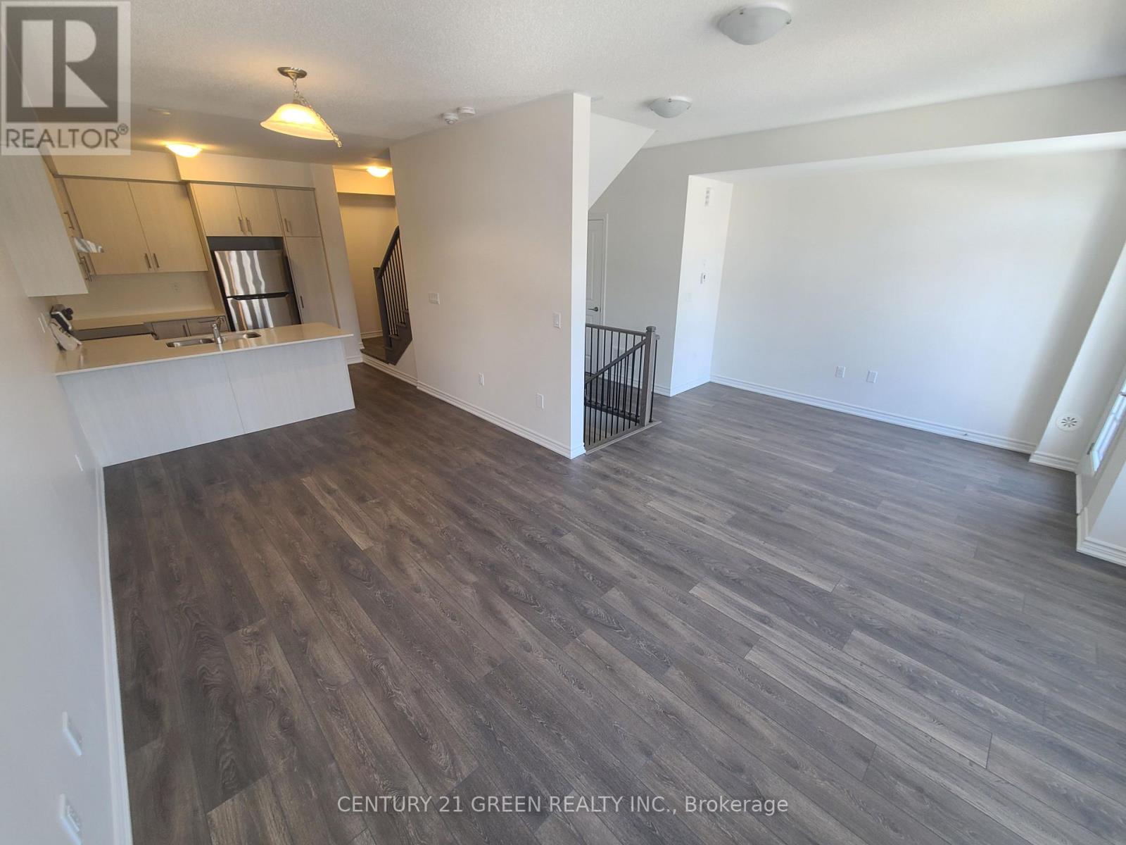 382 Twinflower Place, Milton, Ontario  L9E 1T3 - Photo 2 - W12701004