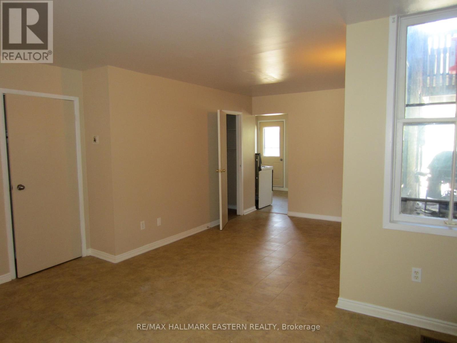 122 Park Street N, Peterborough, Ontario  K9J 3V7 - Photo 5 - X12740338