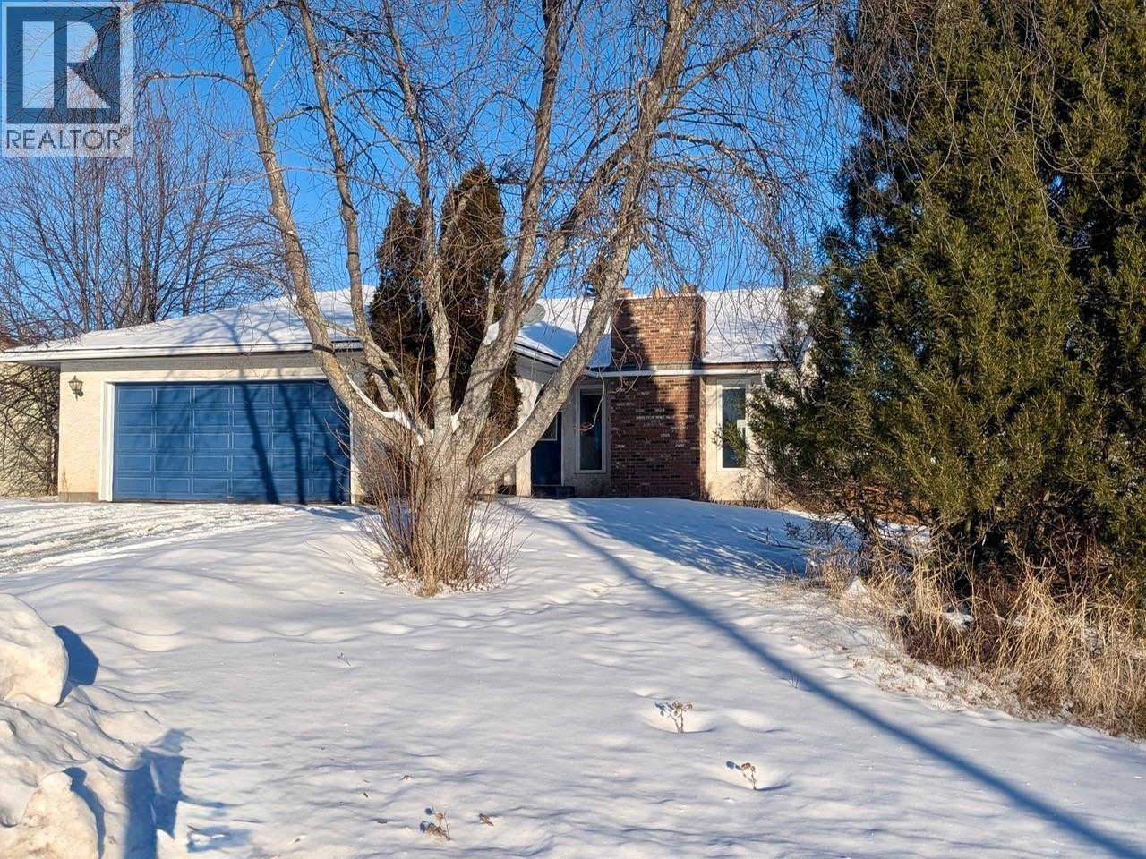 155 Vanderview Drive, Vanderhoof, British Columbia  V0J 3A2 - Photo 2 - R3083779