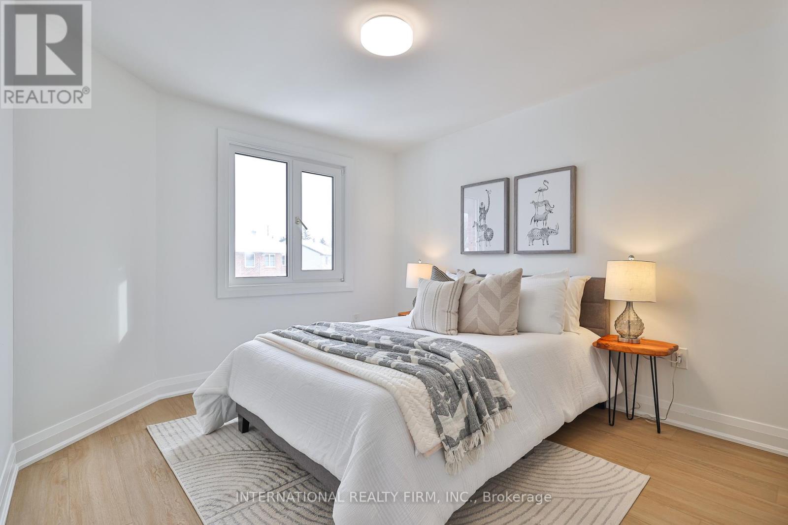 3286 Thorncrest Drive, Mississauga, Ontario  L5L 4K6 - Photo 32 - W12740894