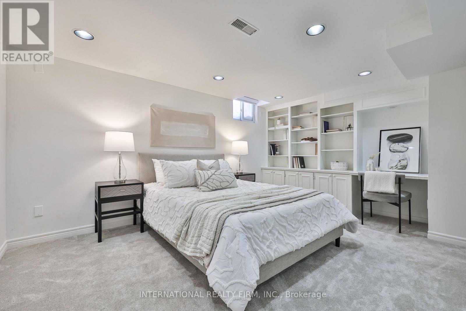 3286 Thorncrest Drive, Mississauga, Ontario  L5L 4K6 - Photo 44 - W12740894