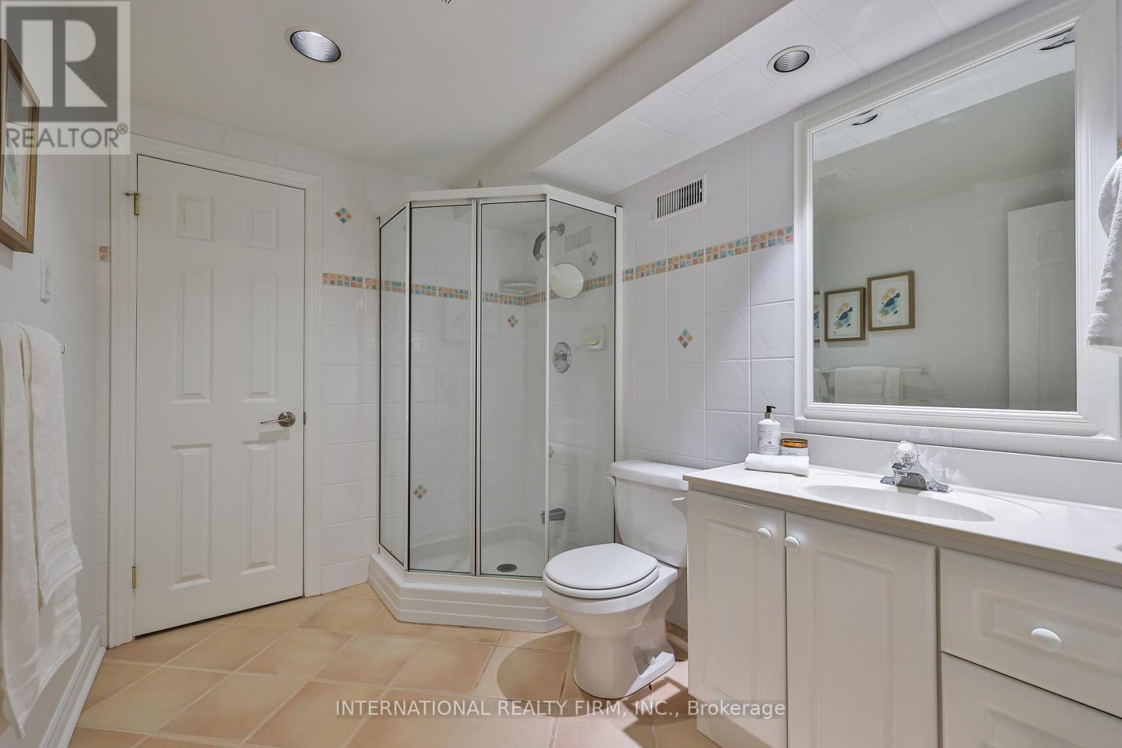 3286 Thorncrest Drive, Mississauga, Ontario  L5L 4K6 - Photo 46 - W12740894