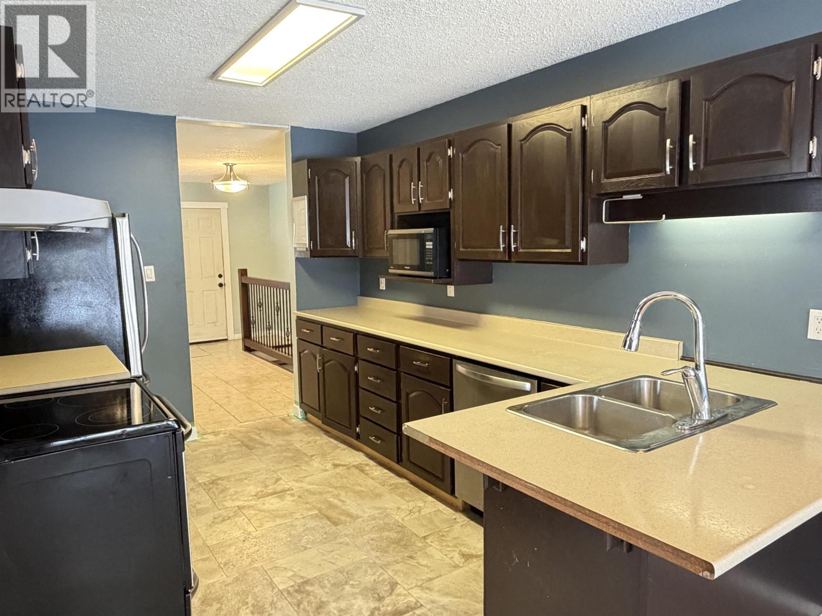 155 Vanderview Drive, Vanderhoof, British Columbia  V0J 3A2 - Photo 11 - R3083779