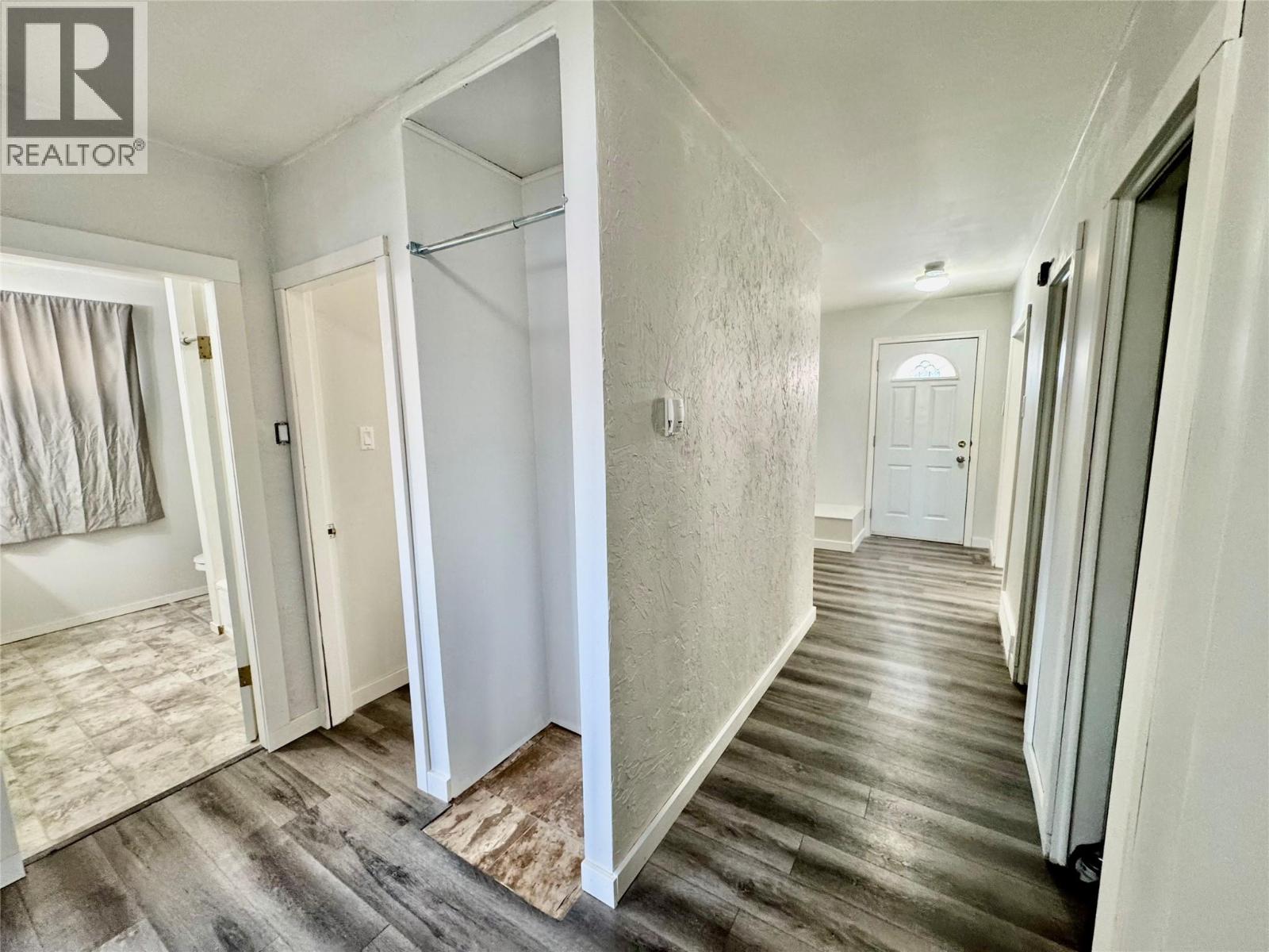 520 98 Avenue, Dawson Creek, British Columbia  V1G 1R9 - Photo 11 - 10374261