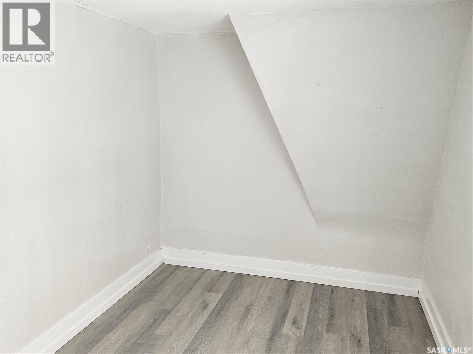 1215 Rae Street, Regina, Saskatchewan  S4T 2C2 - Photo 10 - SK027614