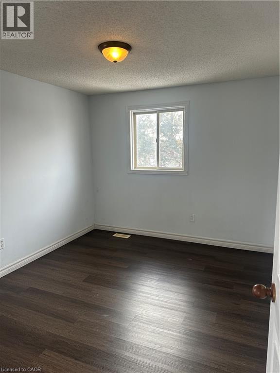 657 Grange Crescent, Waterloo, Ontario  N2T 2L9 - Photo 11 - 40800965