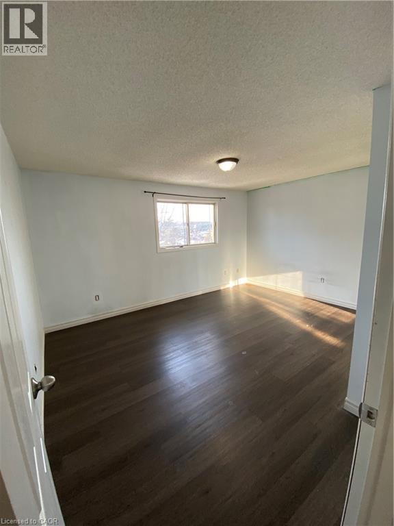 657 Grange Crescent, Waterloo, Ontario  N2T 2L9 - Photo 16 - 40800965