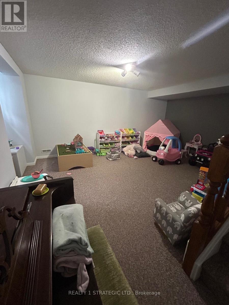 27 - 1600 Mickleborough Drive, London North, Ontario  N6G 5R9 - Photo 15 - X12740932