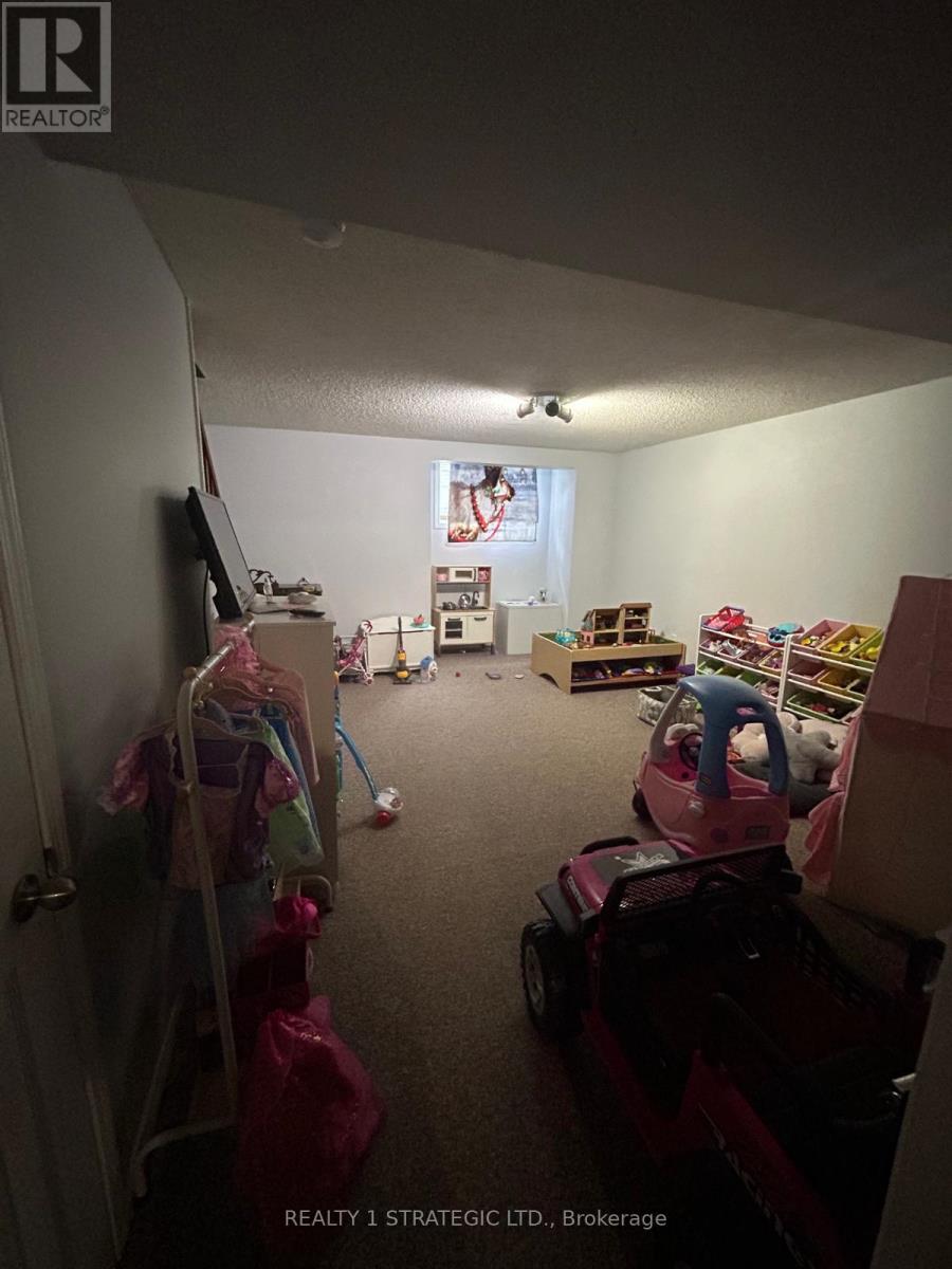 27 - 1600 Mickleborough Drive, London North, Ontario  N6G 5R9 - Photo 19 - X12740932