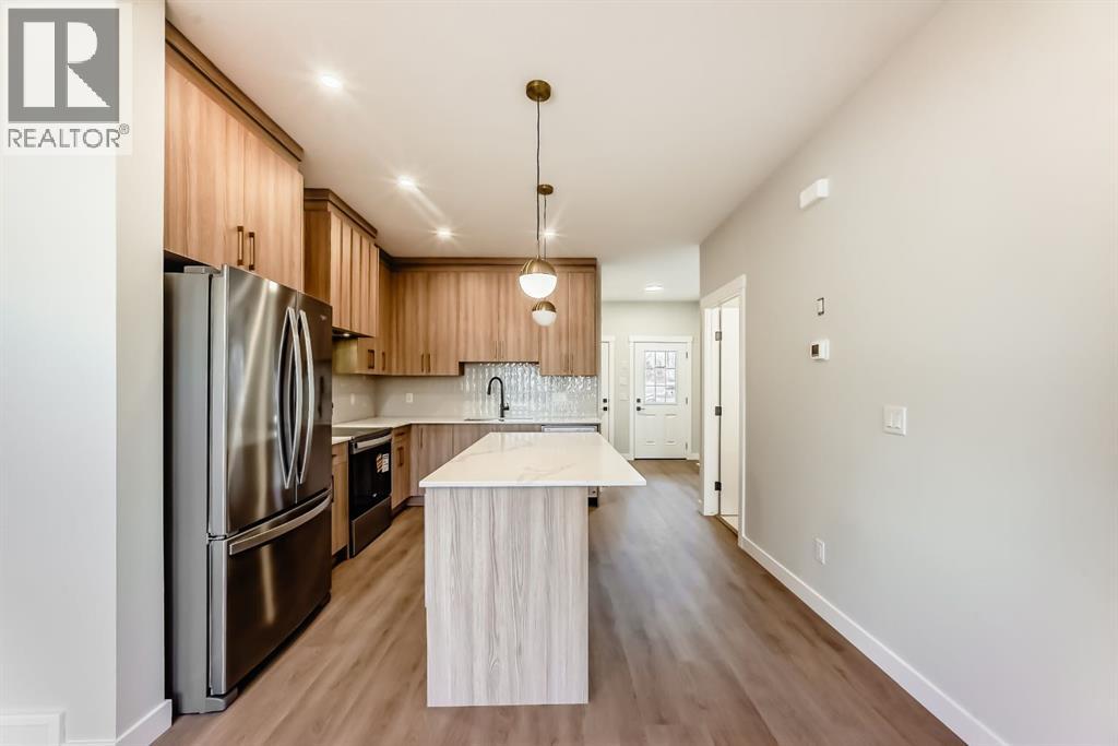 1102 Clover Close, Carstairs, Alberta  T0M 0N0 - Photo 5 - A2270397