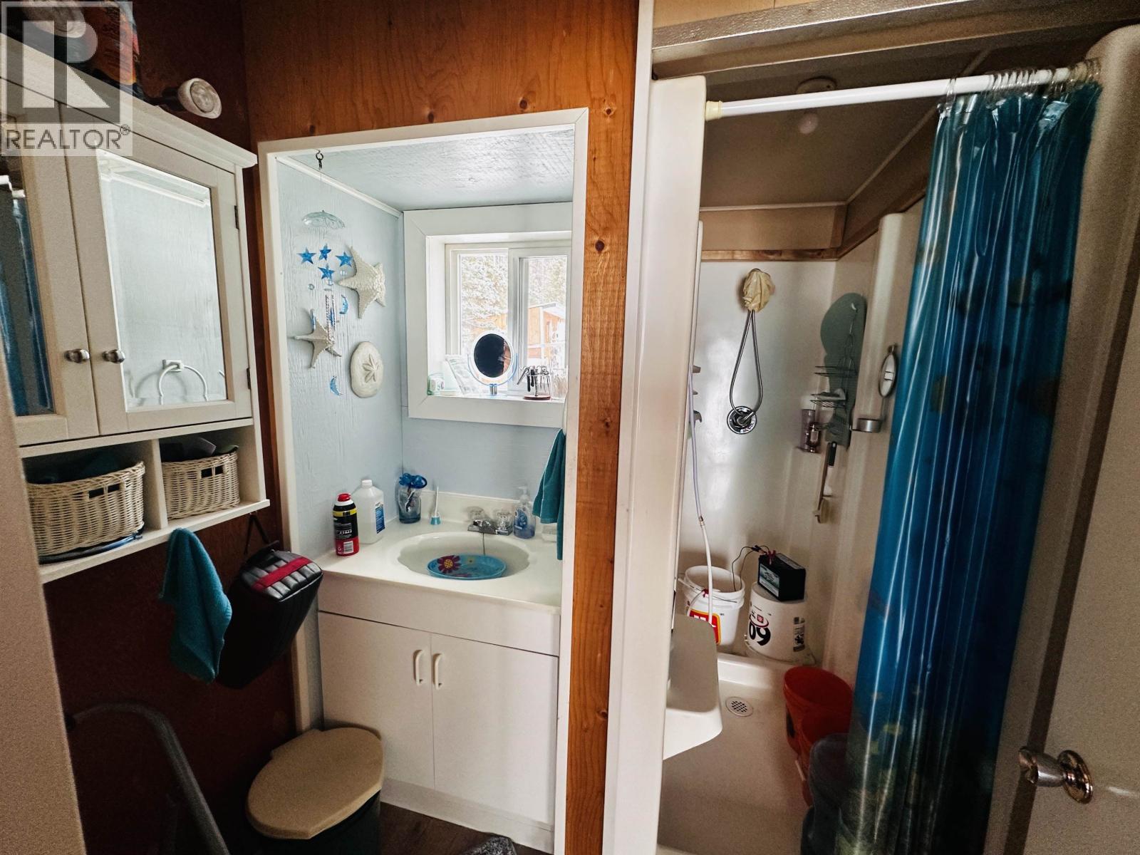 39722 Babine Lake Road, Burns Lake, British Columbia  V0J 1E0 - Photo 32 - R3084773