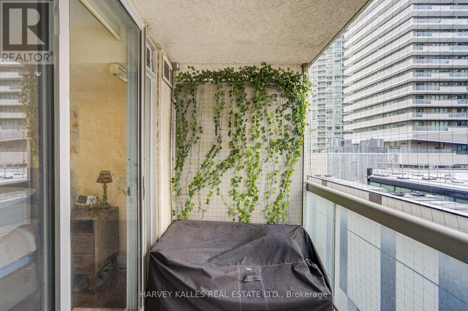 902 - 43 Eglinton Avenue, Toronto, Ontario  M4P 1A5 - Photo 39 - C12740998