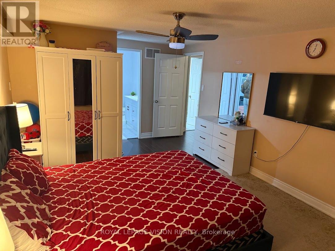 Unknown Address, ,    - Photo 25 - E12740922