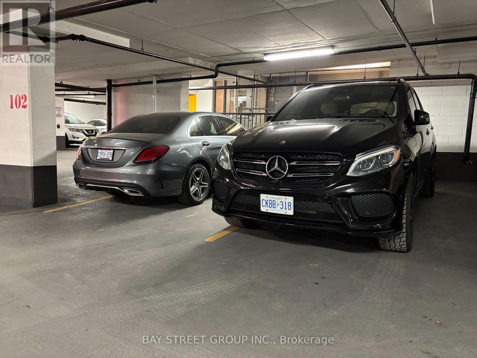 2801 - 75 Eglinton Avenue W, Mississauga, Ontario  L5R 0E5 - Photo 38 - W12679392