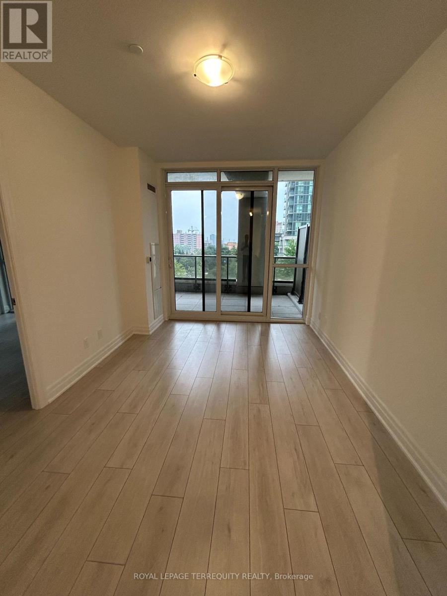 307 - 30 Elm Drive W, Mississauga, Ontario  L5B 0N6 - Photo 10 - W12740928