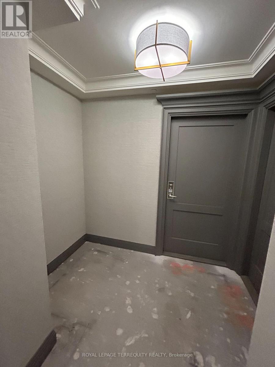 307 - 30 Elm Drive W, Mississauga, Ontario  L5B 0N6 - Photo 7 - W12740928