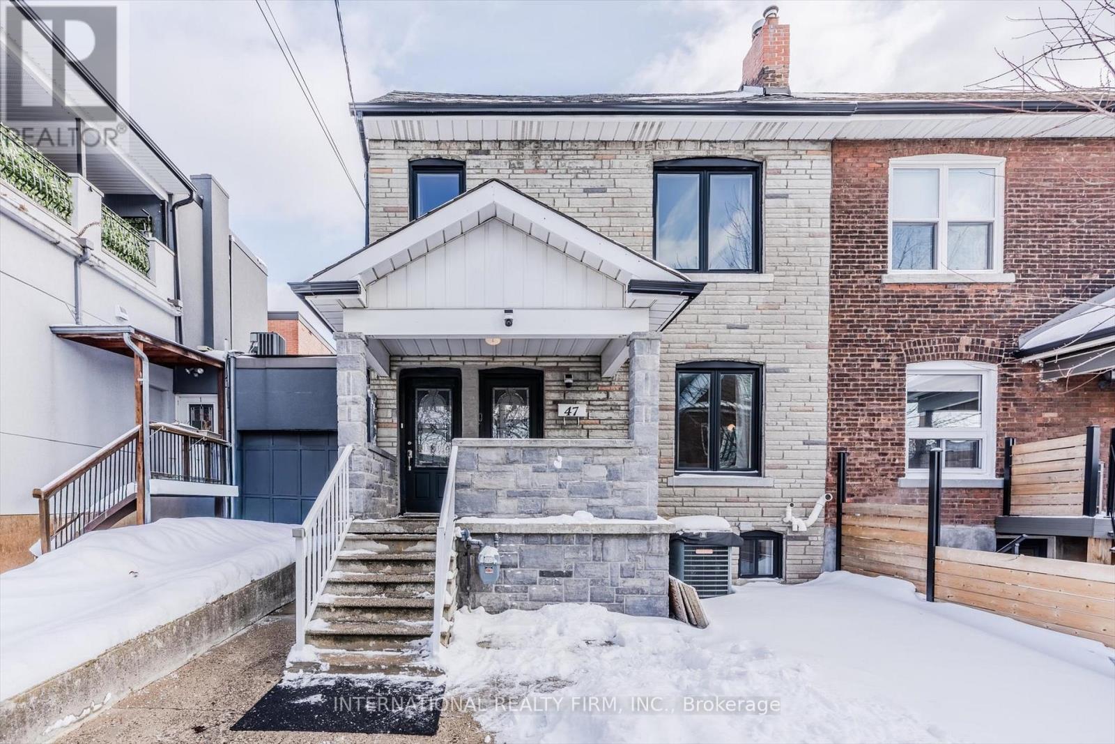 47 Via Italia, Toronto, Ontario  M6H 3R4 - Photo 1 - W12740936