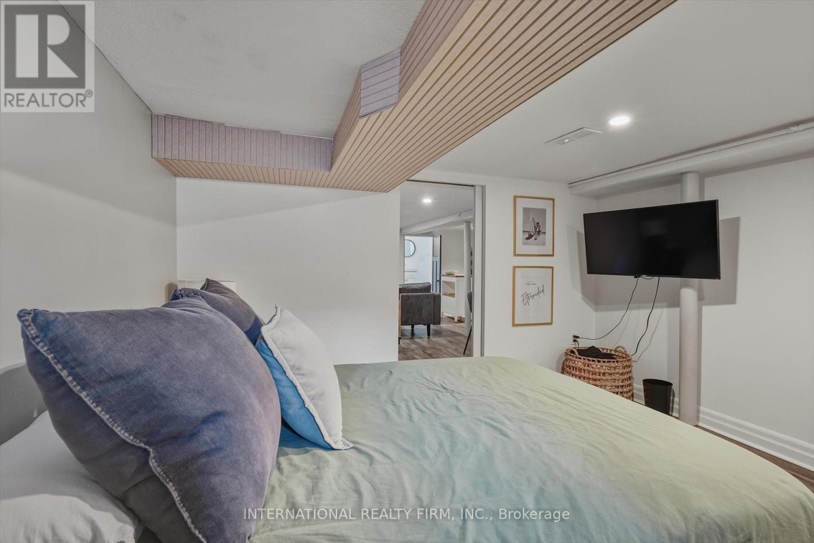 47 Via Italia, Toronto, Ontario  M6H 3R4 - Photo 17 - W12740936