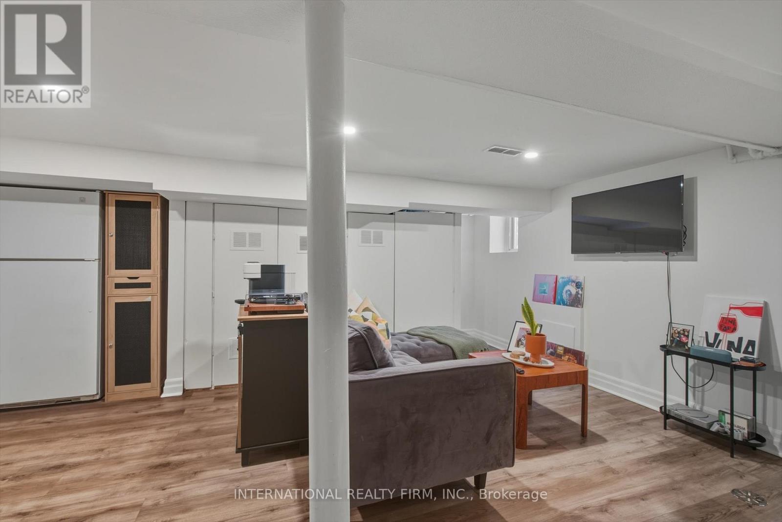 47 Via Italia, Toronto, Ontario  M6H 3R4 - Photo 6 - W12740936