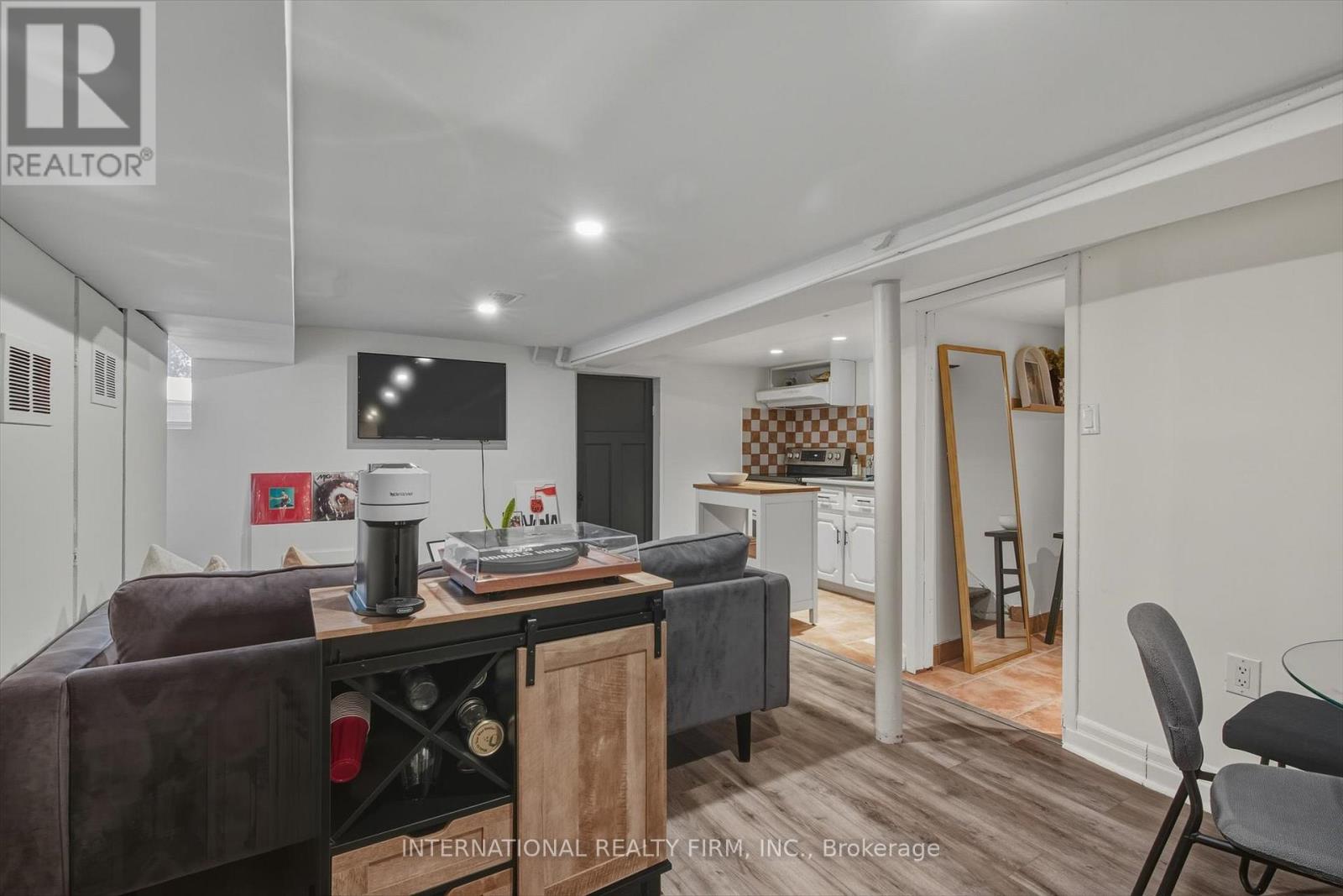 47 Via Italia, Toronto, Ontario  M6H 3R4 - Photo 9 - W12740936