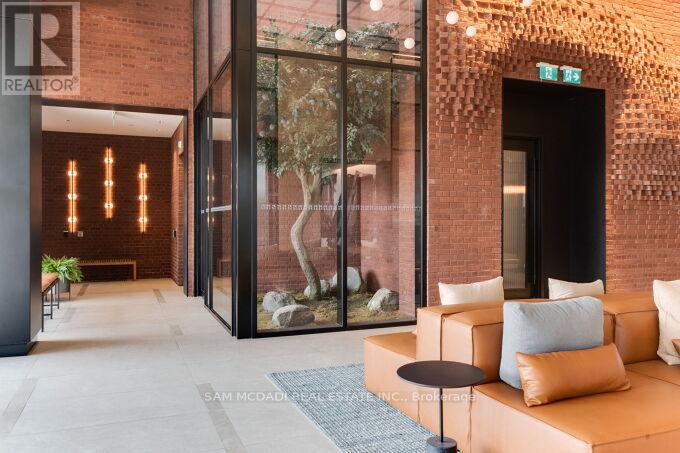 318 - 3200 William Coltson Avenue, Oakville, Ontario  L6H 7W8 - Photo 7 - W12740944