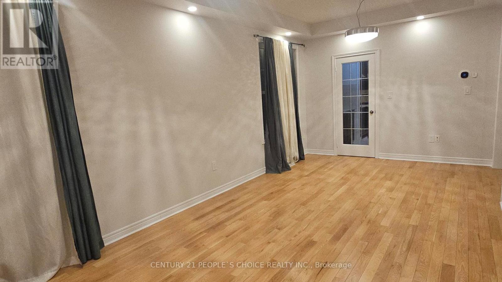 24 Yardmaster Drive, Brampton, Ontario  L7A 3Z8 - Photo 8 - W12740950