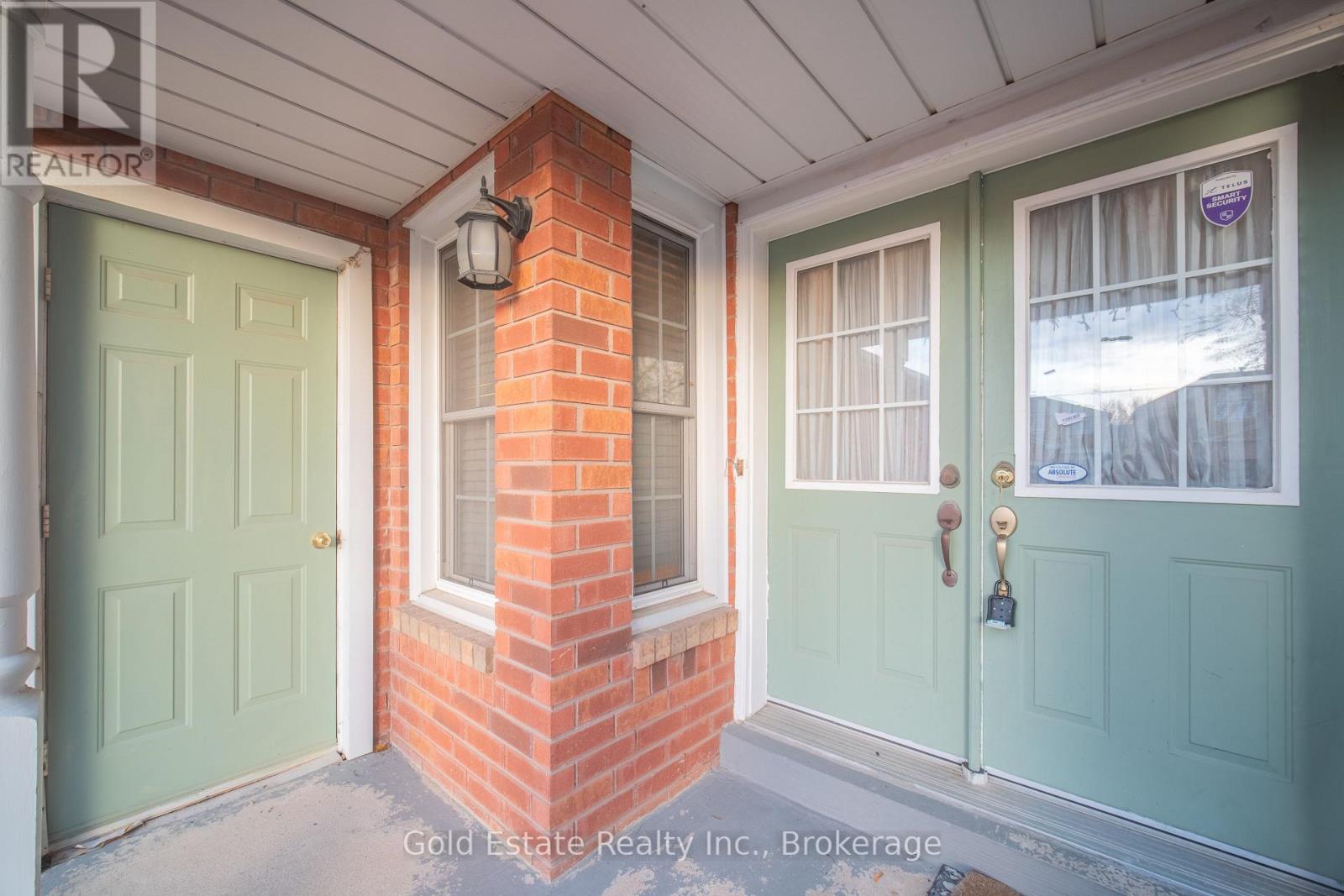 3850 Cedar Hedge Rise, Mississauga, Ontario  L5N 6X2 - Photo 5 - W12740976