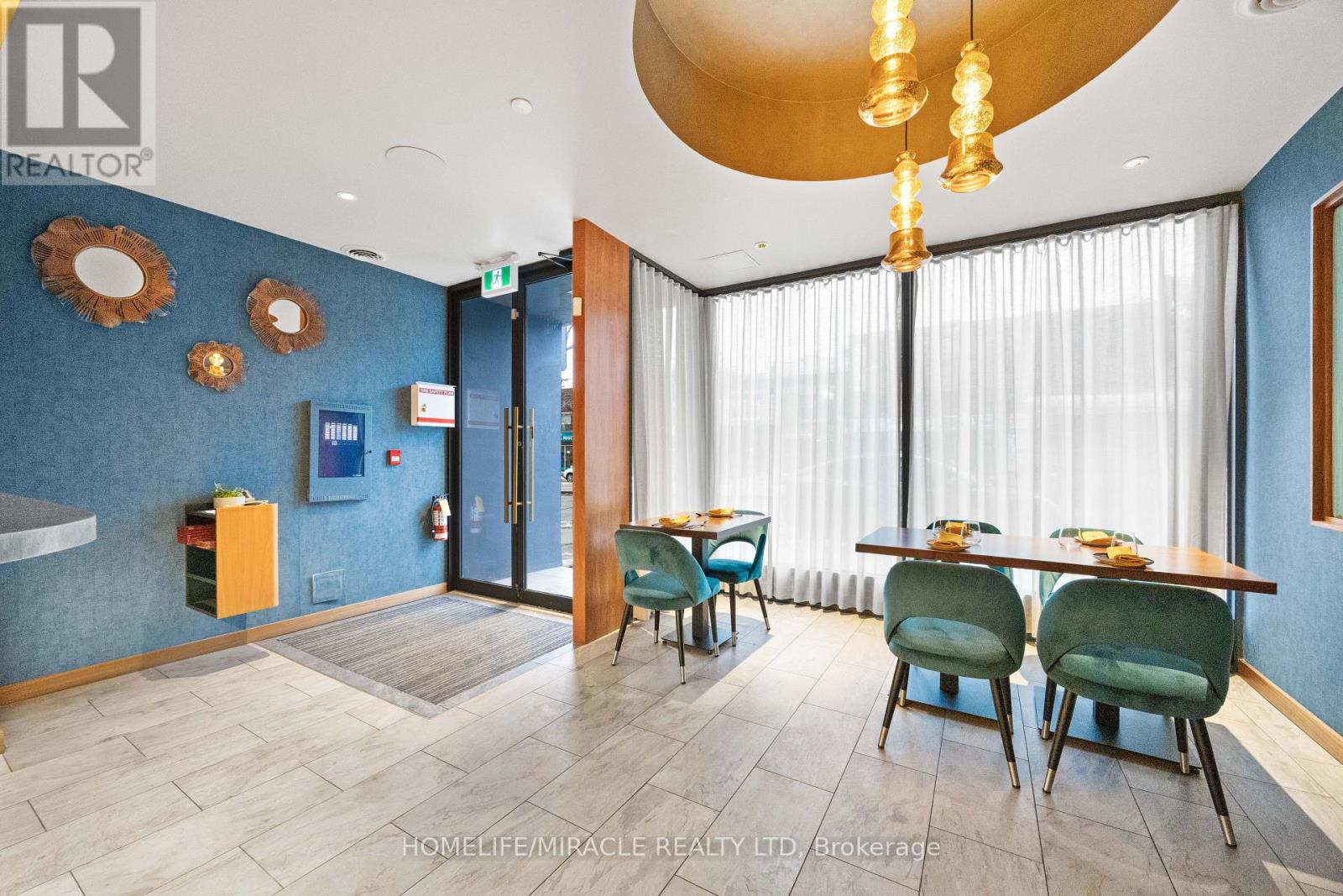 1224 St Clair Avenue, Toronto, Ontario  M6E 1B4 - Photo 2 - W12740992