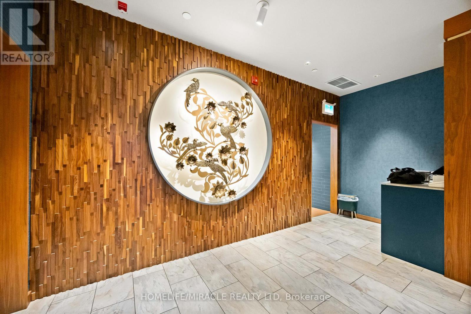 1224 St Clair Avenue, Toronto, Ontario  M6E 1B4 - Photo 23 - W12740992