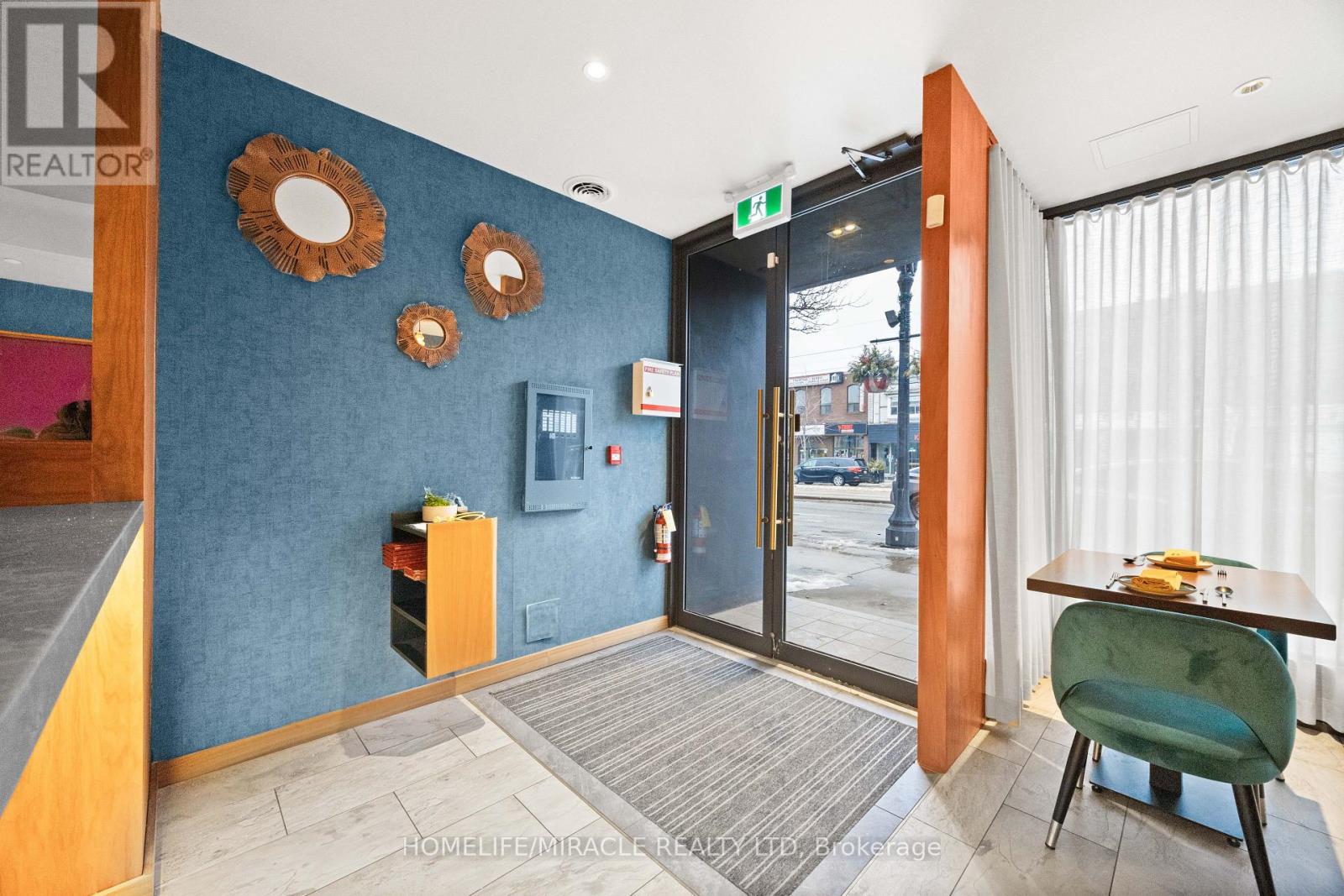 1224 St Clair Avenue, Toronto, Ontario  M6E 1B4 - Photo 3 - W12740992