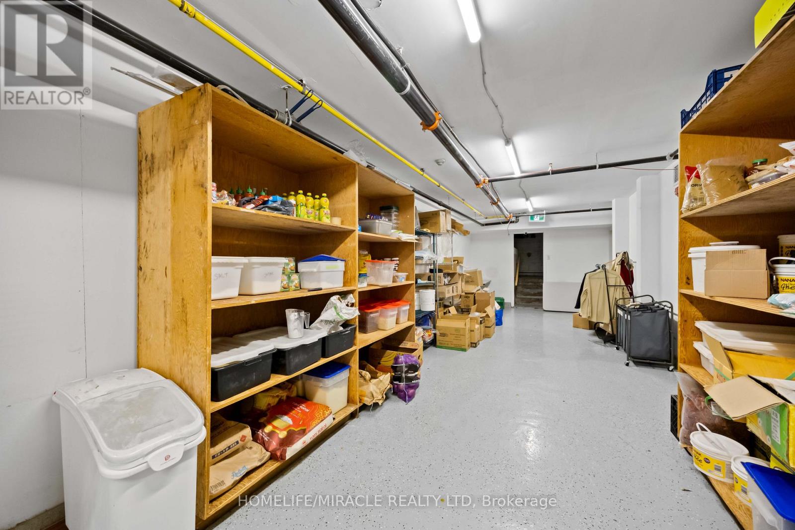 1224 St Clair Avenue, Toronto, Ontario  M6E 1B4 - Photo 37 - W12740992