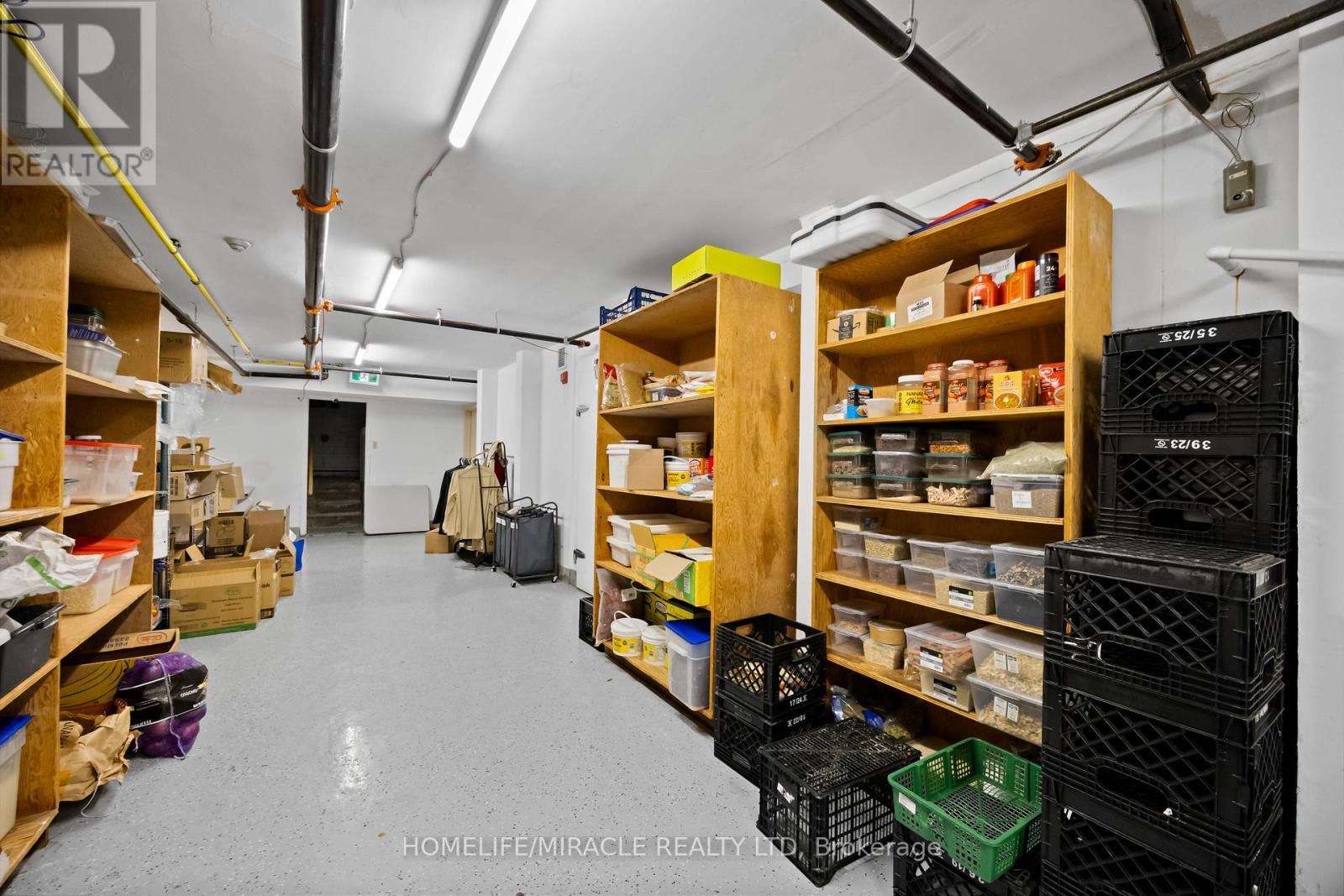 1224 St Clair Avenue, Toronto, Ontario  M6E 1B4 - Photo 38 - W12740992