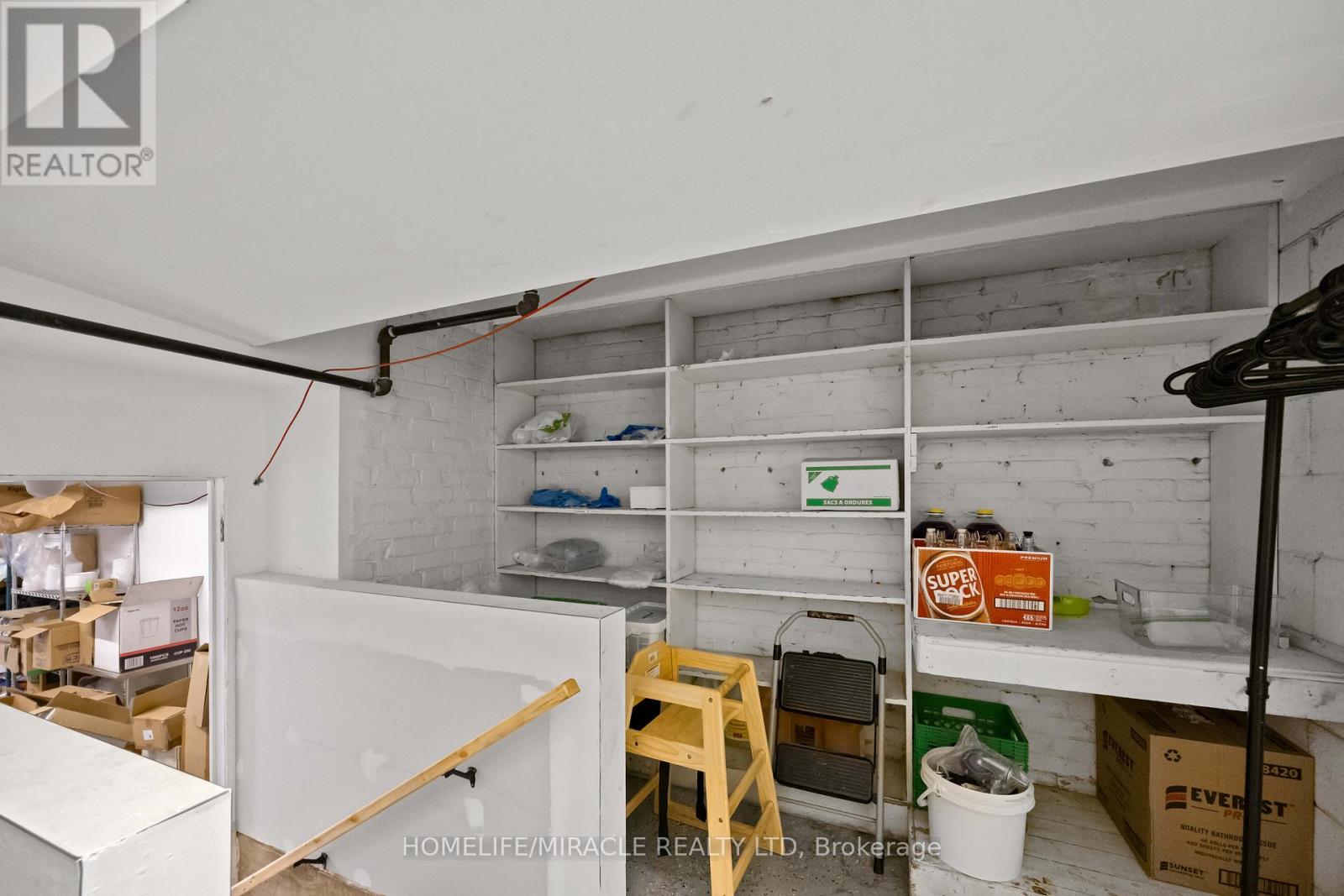 1224 St Clair Avenue, Toronto, Ontario  M6E 1B4 - Photo 41 - W12740992