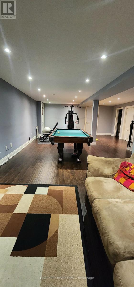 229 Kingsbridge Garden Circle, Mississauga, Ontario  L5R 1L4 - Photo 21 - W12741002