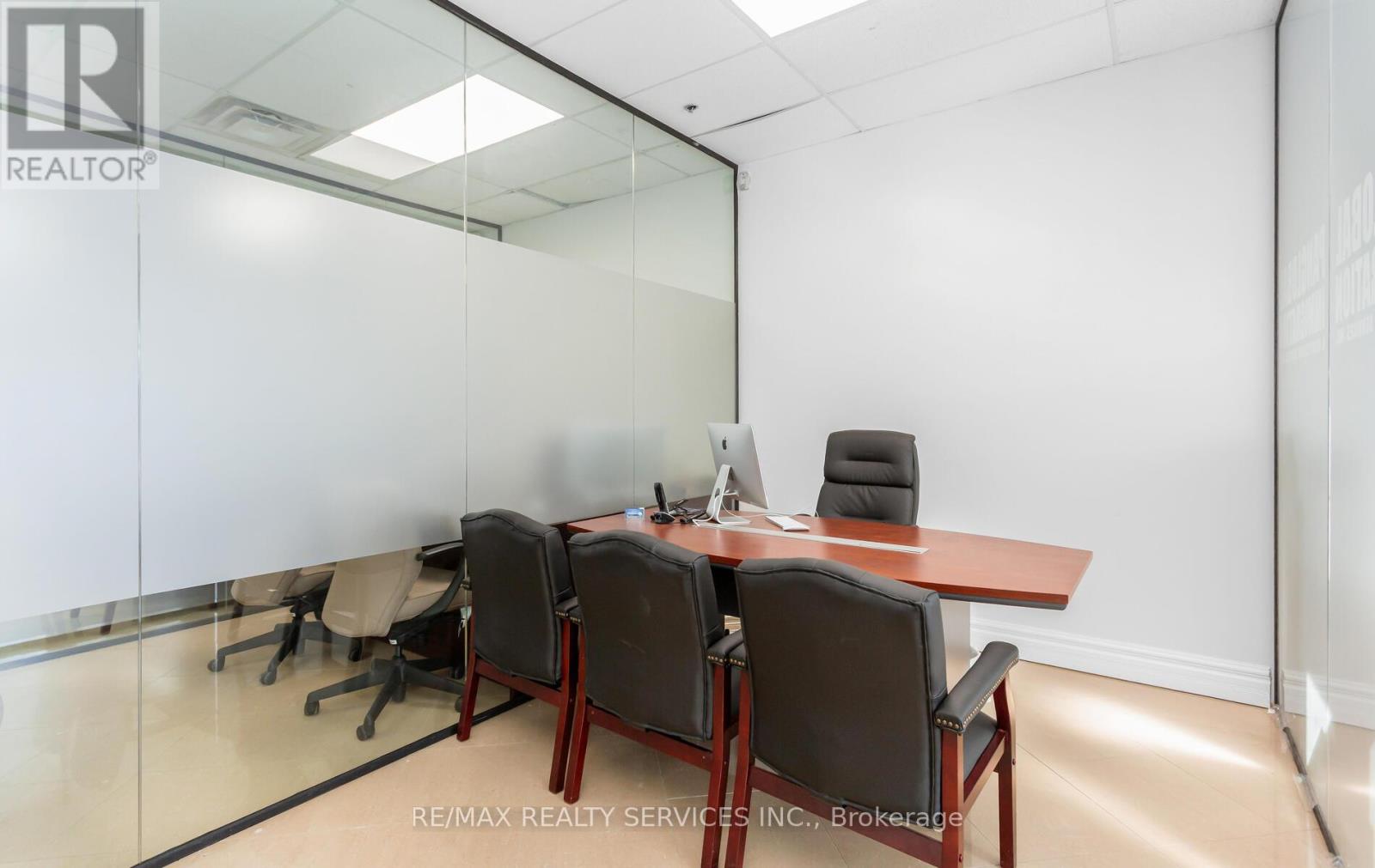 111 - 1065 Canadian Place, Mississauga, Ontario  L4W 0C2 - Photo 11 - W12741008