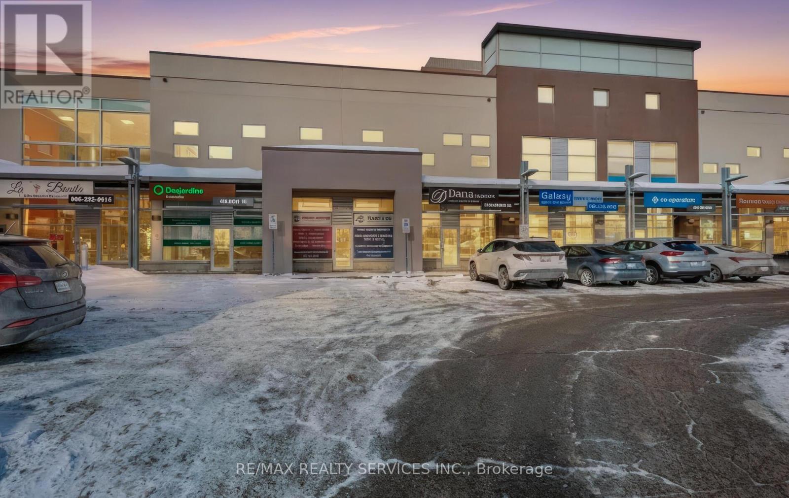 111 - 1065 Canadian Place, Mississauga, Ontario  L4W 0C2 - Photo 2 - W12741008